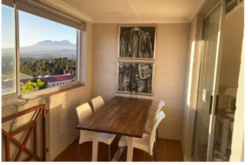 2 Bedroom Property for Sale in Gordons Bay Western Cape